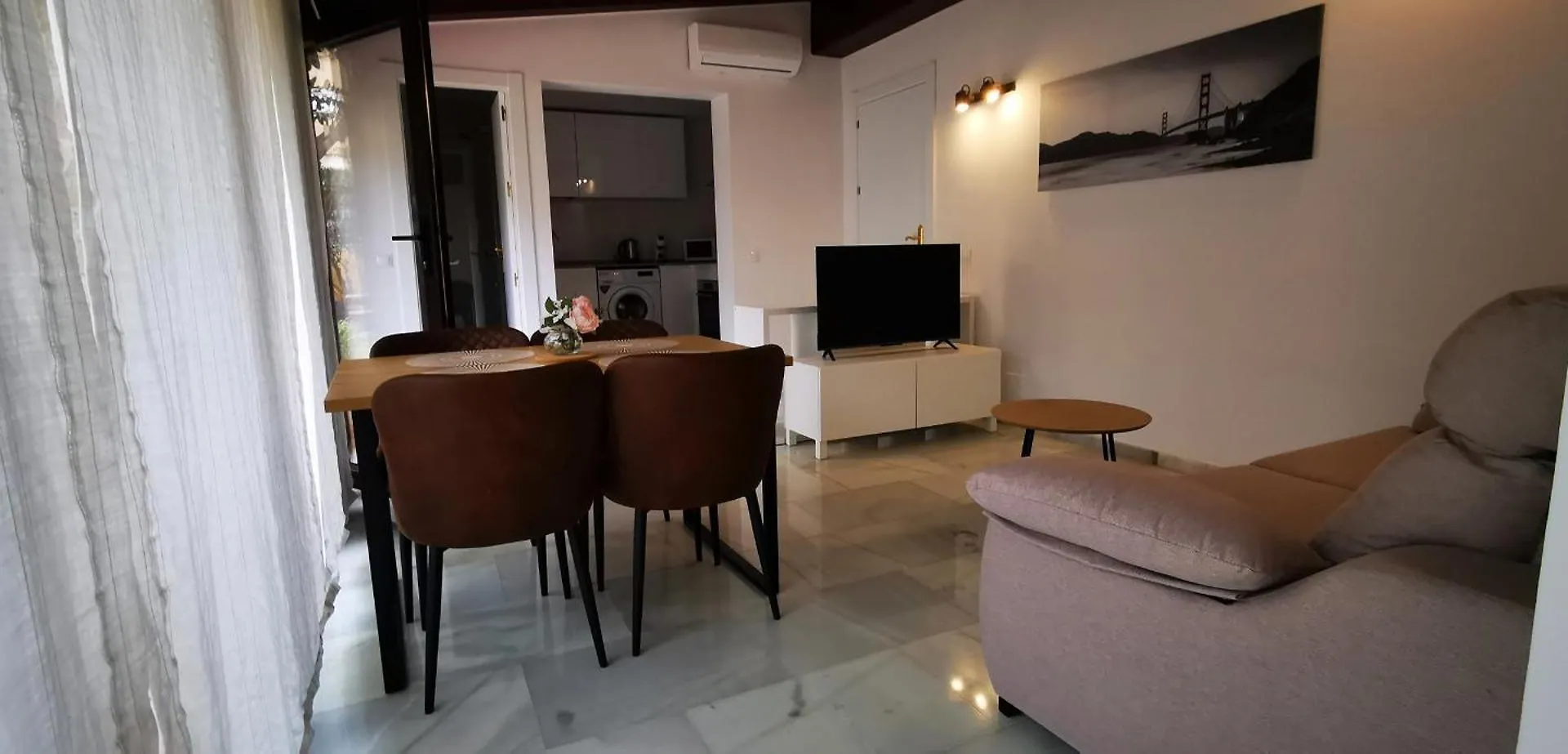 Five Apples Apartment Malaga Spain